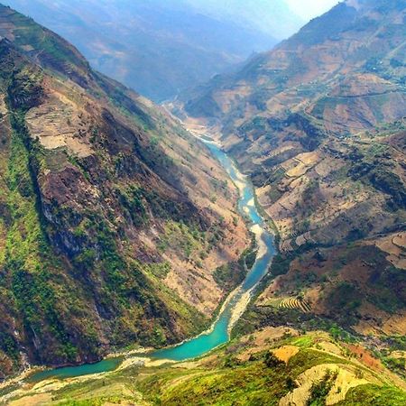 Huyen Tram Guesthouse Dong Van  Dış mekan fotoğraf