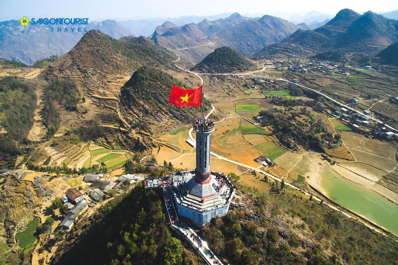 Huyen Tram Guesthouse Dong Van  Dış mekan fotoğraf